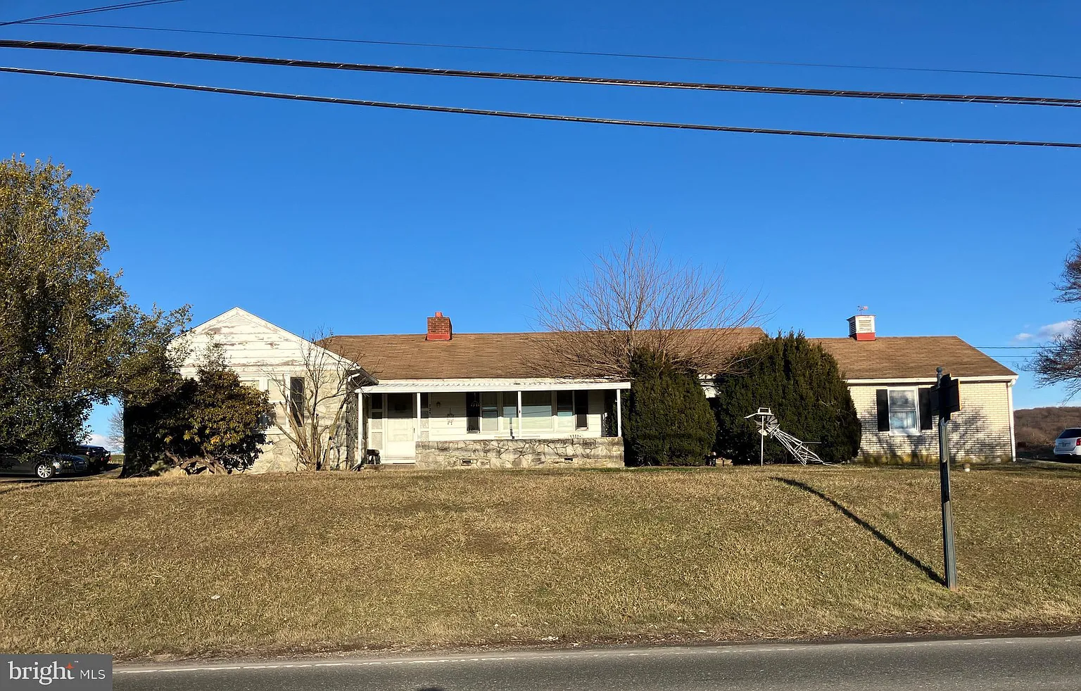 725 Marticville Rd photo 1