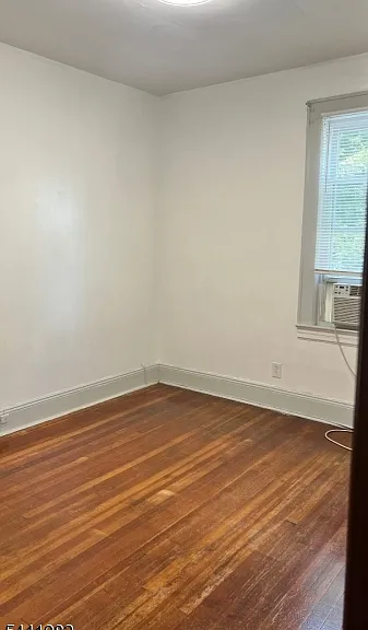 52 Christie Ave — Photo 15