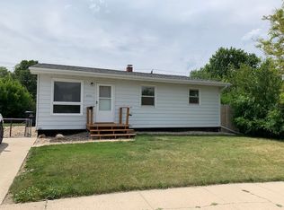 2303 Walnut Dr, Rapid City, SD 57701