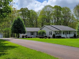 312 Mountain Ridge Ct, Berlin, PA 15530