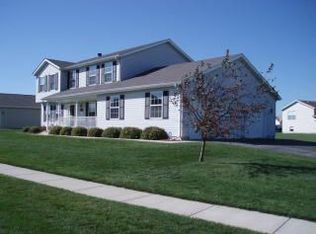 1135 Mary Ct, Dekalb, IL 60115