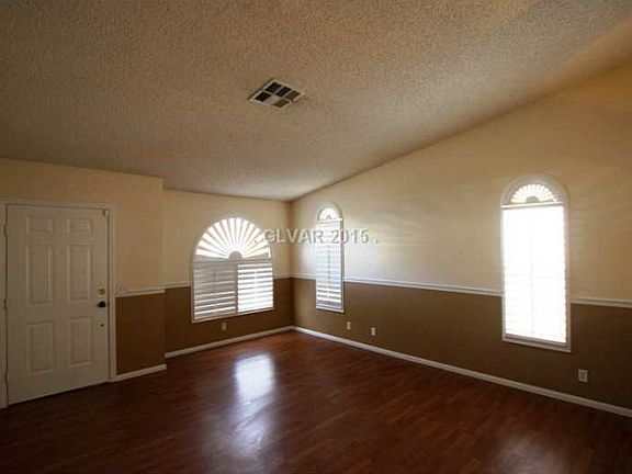 4th image of 2224 Florissant Dr