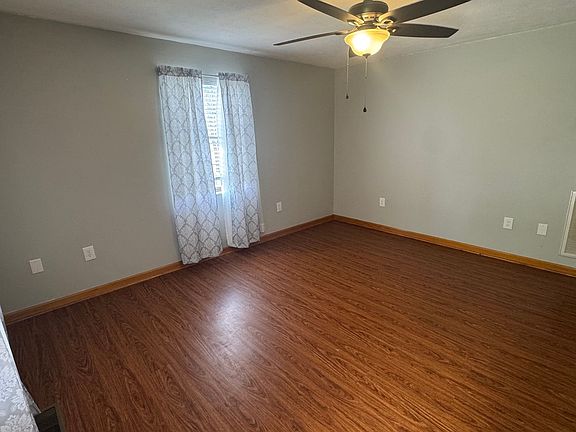 3rd image of 5458-5462 Old Stage Rd #66be945eb