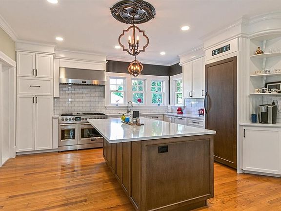 4th image of 1526 232nd St