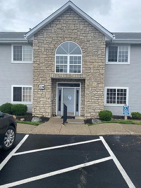 1st image of 130 Buckhorn Ct APT 2