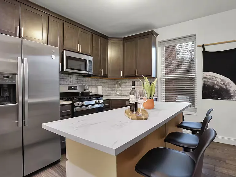 4226 Russell Blvd #F1 — Photo 5