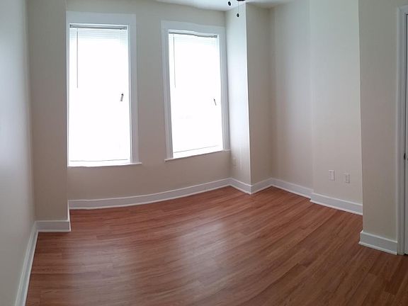 sunny Rooms