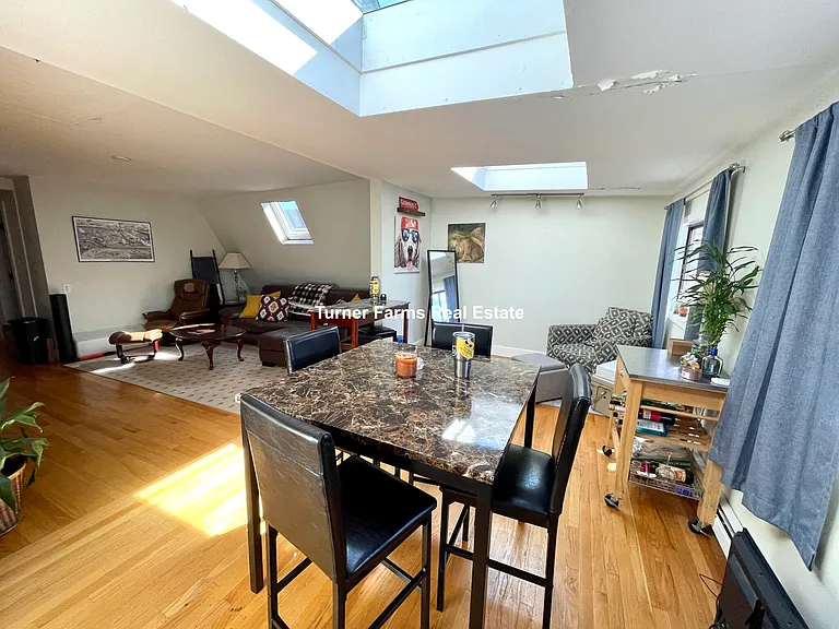 12 Evergreen Ave #3 — Photo 3