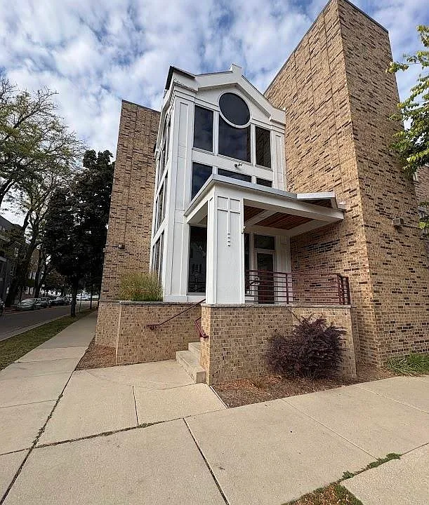 311 N Hancock St #323