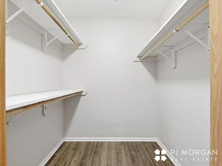 Lyndale Apartments — Photo 25