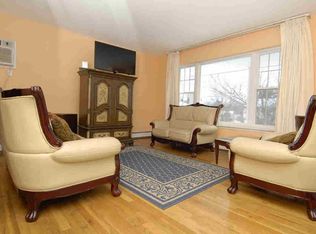 10 Gerry Rd, Poughkeepsie, NY 12603