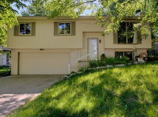 2217 N 142nd Cir, Omaha, NE 68164