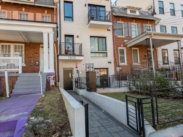 1202 Longfellow St NW, Washington, DC