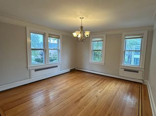 796 Inwood Terrace, Cliffside Park, NJ 07010