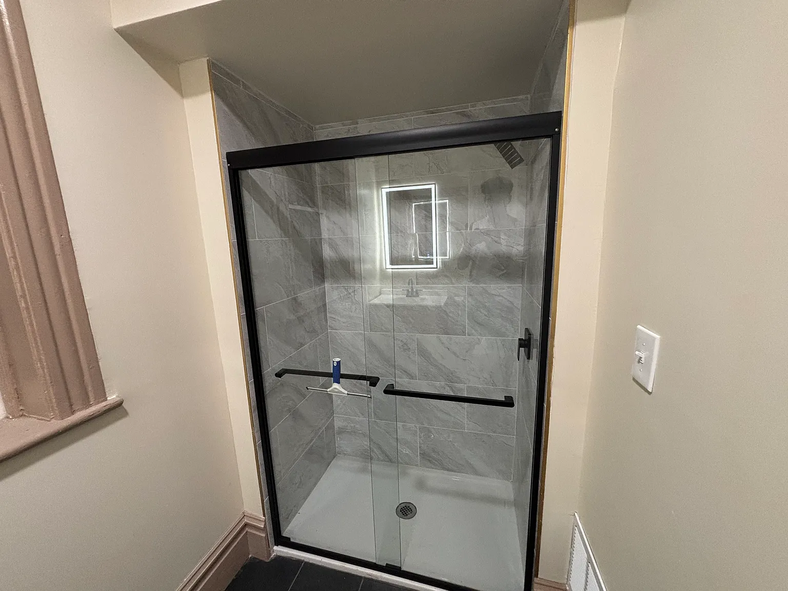 2 bed, 1100 sqft, $1,800 — Photo 2