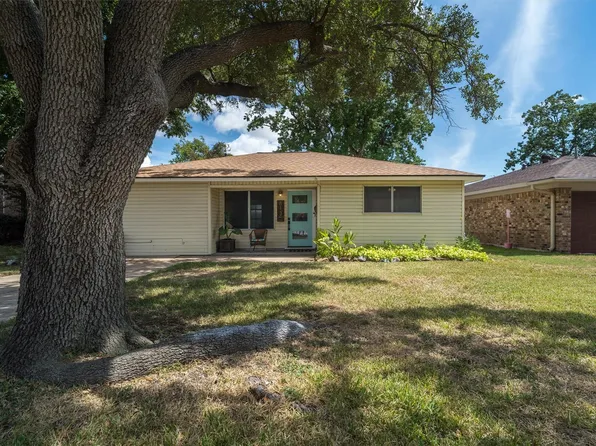 813 Dutch St, Deer Park, TX 77536