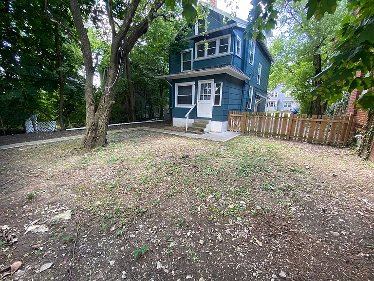 428 E. Lane Ave — Photo 48