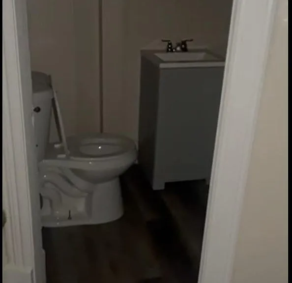 206 Guy Park Ave #2 — Photo 4