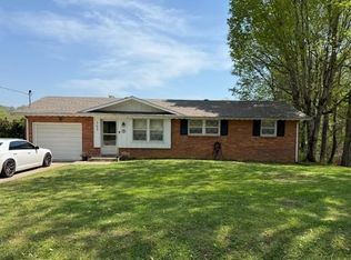 305 Lakeshore Dr, McMinnville, TN 37110