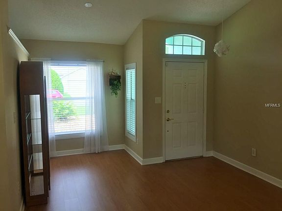 4th image of 3825 Blackberry Cir