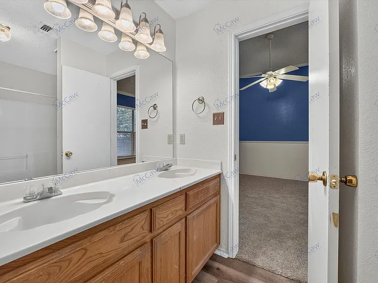 3728 Chaddybrook Ln — Photo 19