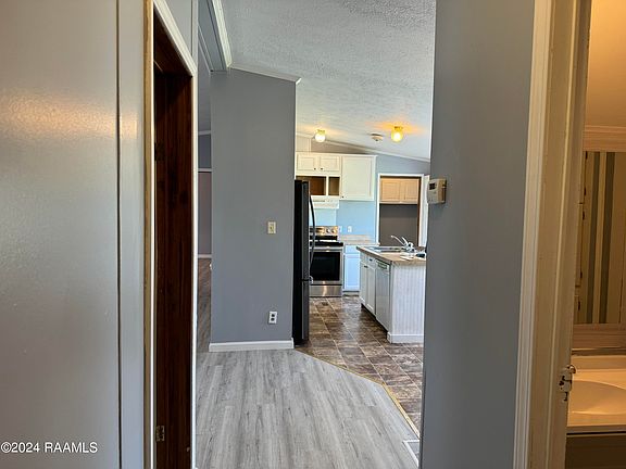 4th image of 1237 Jesse B Rd