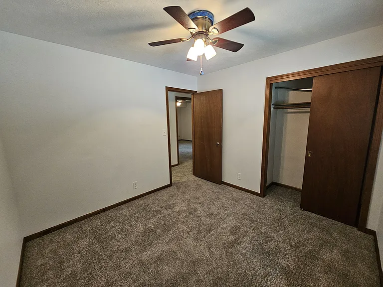 5208 Ascot Cir — Photo 20
