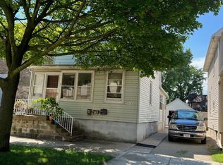 711 49th St, Kenosha, WI 53140