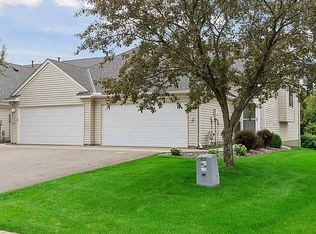 9765 Zinnia Ln N, Maple Grove, MN 55369