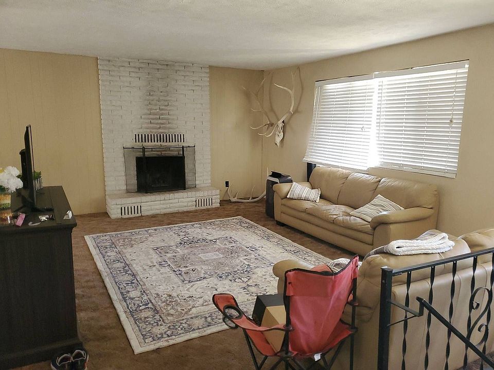 2nd image of 529 Cedarwood Ter