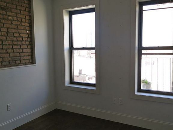 3rd image of 115 S 2nd St #010