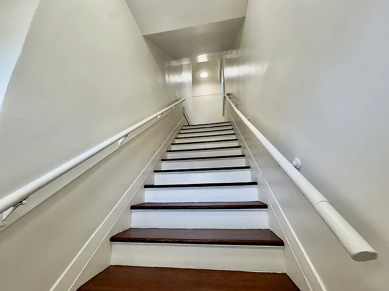 1303 Adeline St — Photo 8