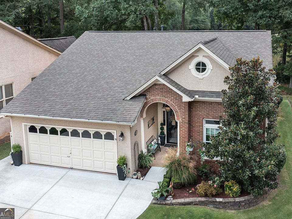 1st image of 239 Masters Dr S