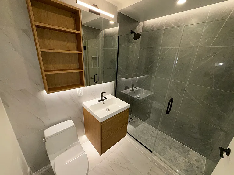 159 Havemeyer St #1 — Photo 6