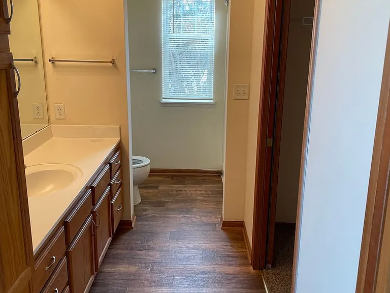 Door Creek Apartments — Photo 26