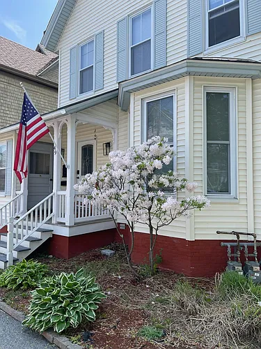 49 Warren St #B Photo 1 49 Warren St #B Photo 1