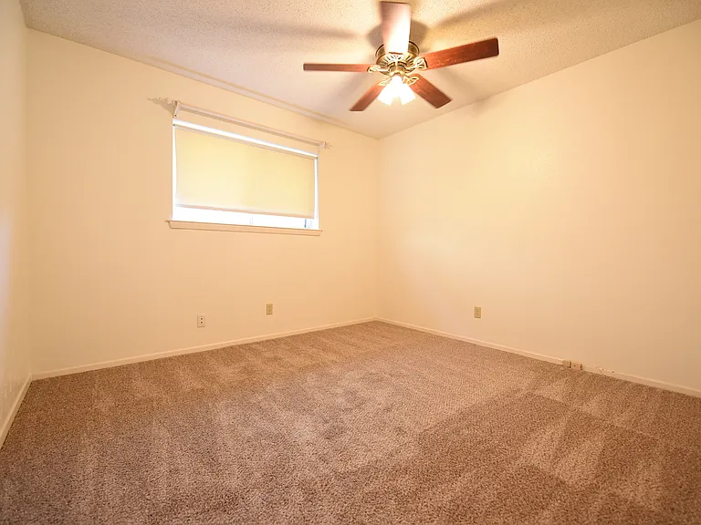 8945 Flicker Ln — Photo 9