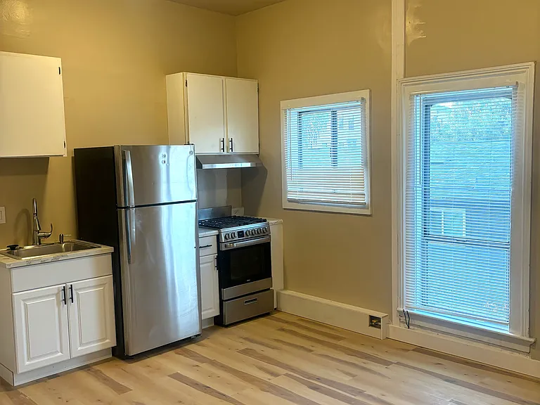 620 S 3rd St #7 — Photo 16