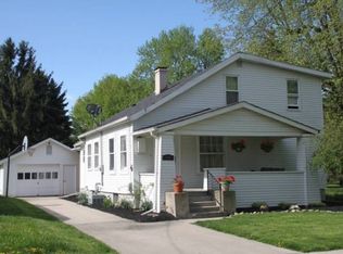 145 Curtis Ave, Bowling Green, OH 43402