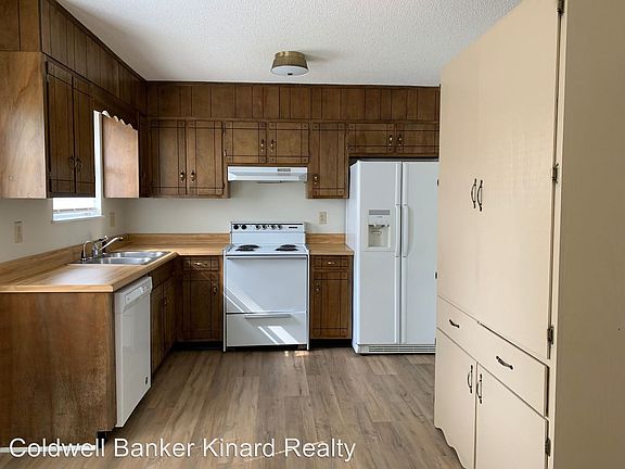 4th image of 3103 Somerset Dr SE