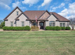 424 Vista Shores Rd, Rogersville, AL 35652