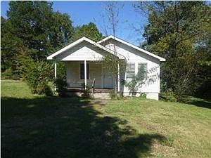 1st image of 4400 20th St NE