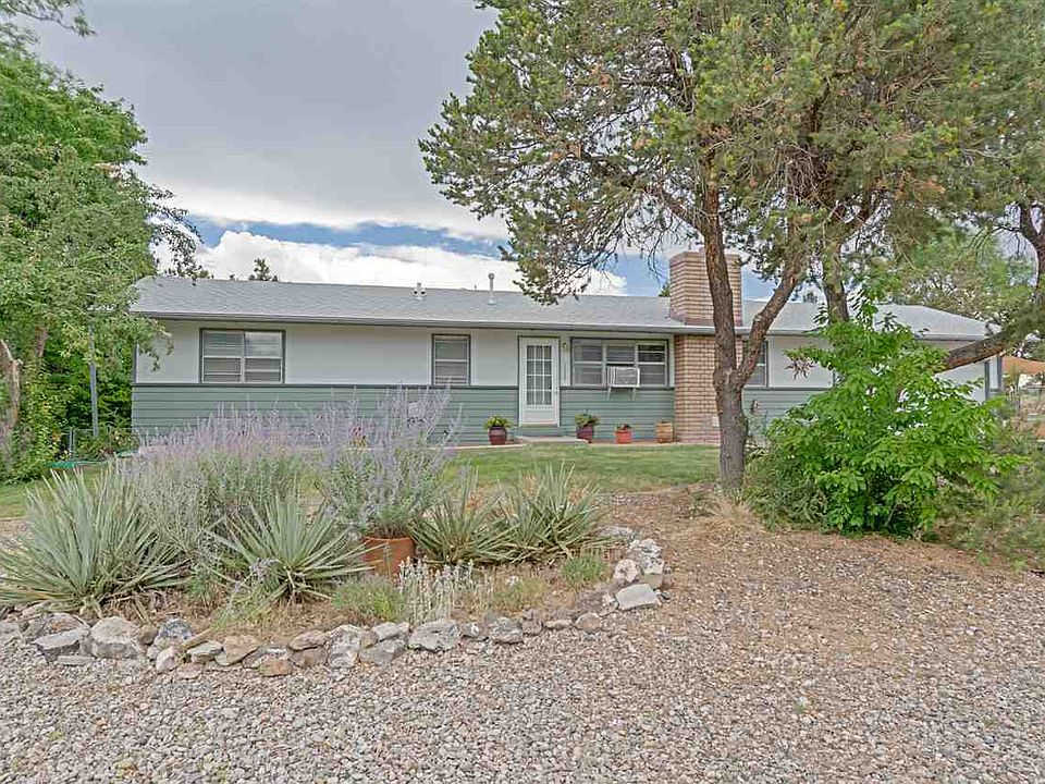1st image of 123 Grand Canyon Dr