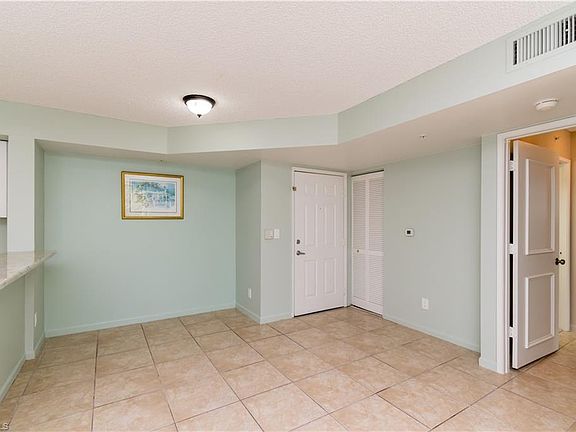 3rd image of 1260 Wildwood Lakes Blvd APT 106