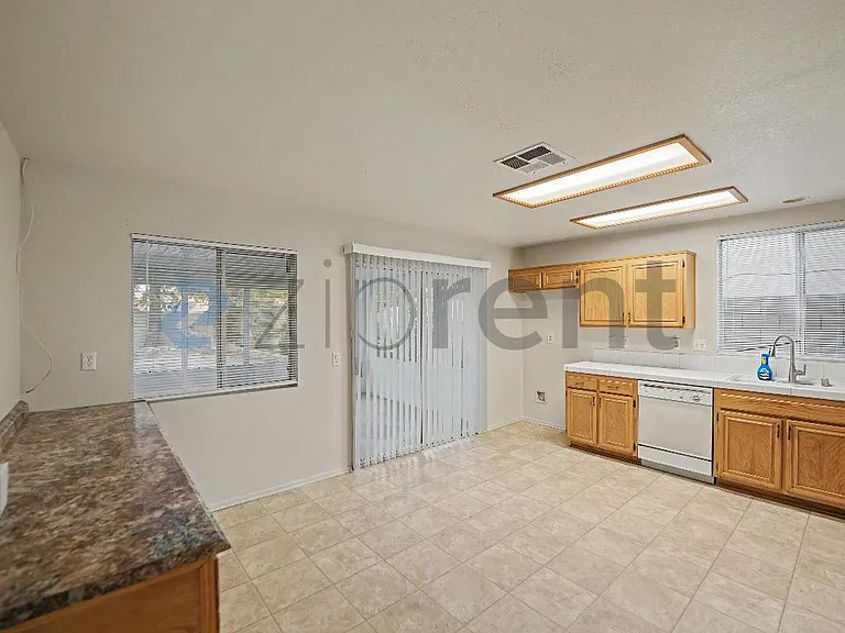 43516 32nd St E — Photo 6