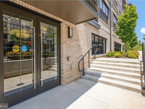 5th image of 2324 Wind Charm St #102