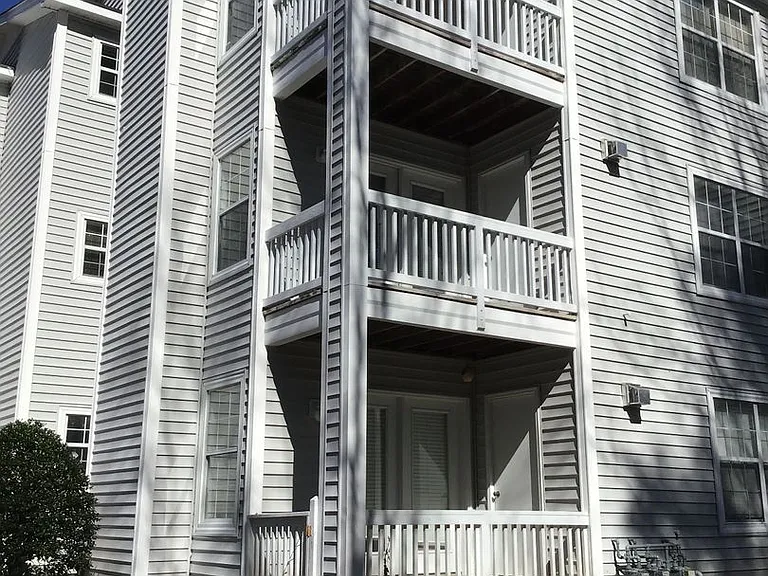 325-8 Waterdown Dr — Photo 5