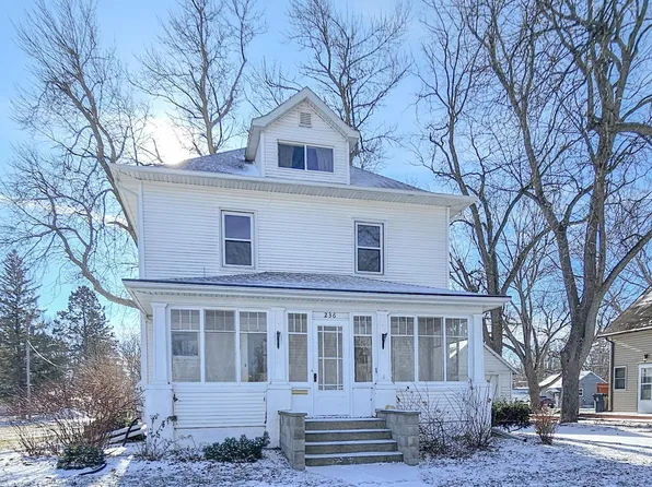 236 State St, Tracy, MN 56175