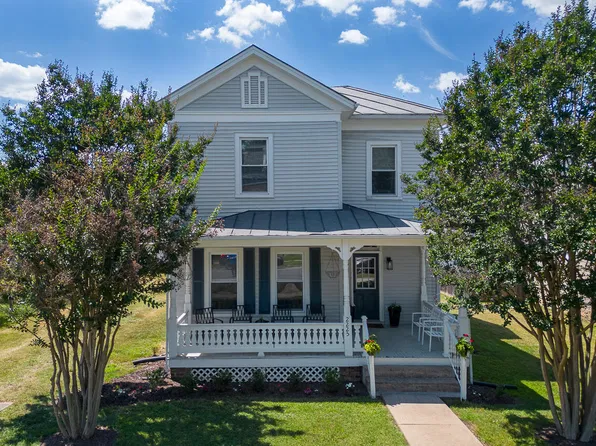2225 Chestnut Ave, Buena Vista, VA 24416