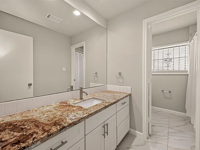 5207 Bent Bough Ln — Photo 24